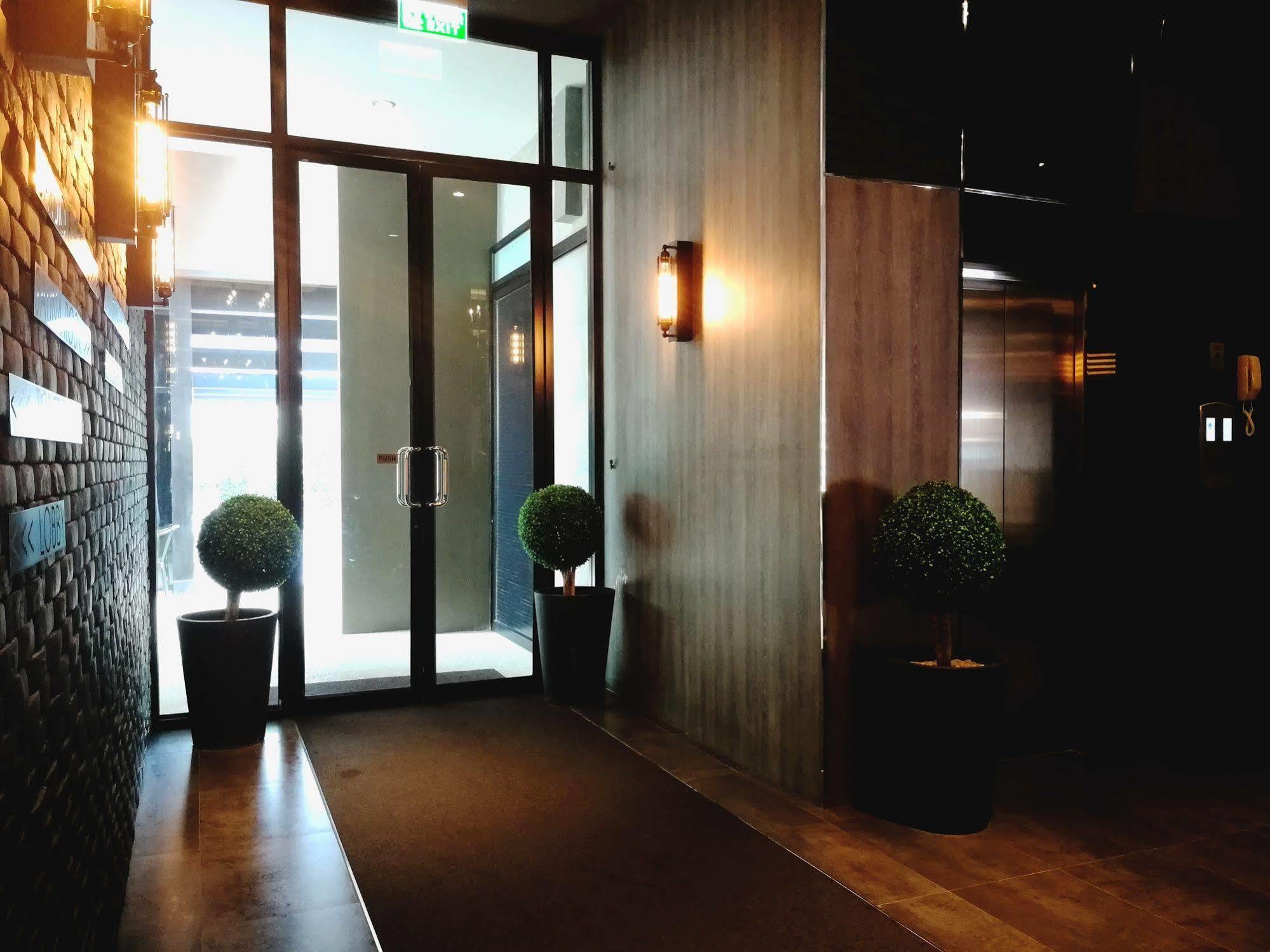 S Hadyai Hotel Хат'яй Екстер'єр фото